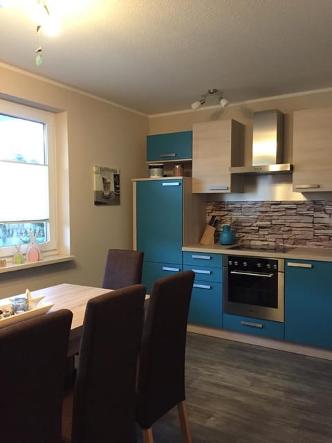 Kitchen or kitchenette, pet friendly