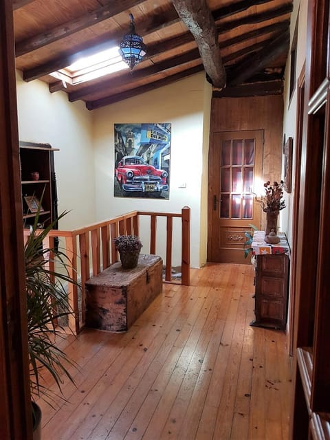 Living room, Area and facilities
