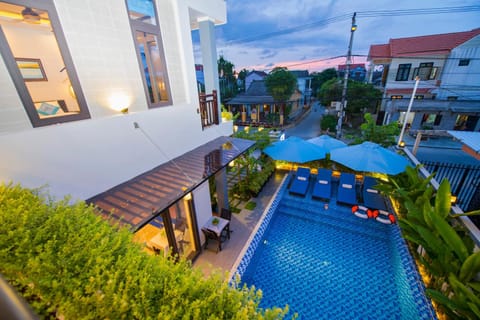 View (from property/room), Balcony/Terrace, Swimming pool