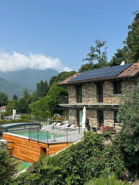 Property building, Spring, Natural landscape, Garden, Mountain view, Pool view, Swimming pool, sunbed