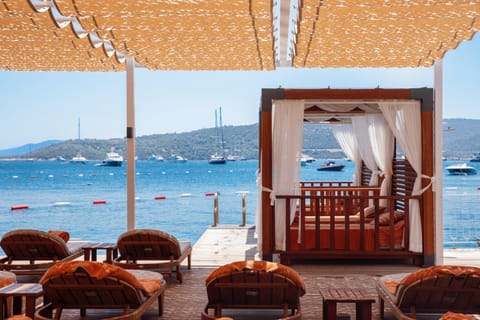 Patio, Beach, Sea view