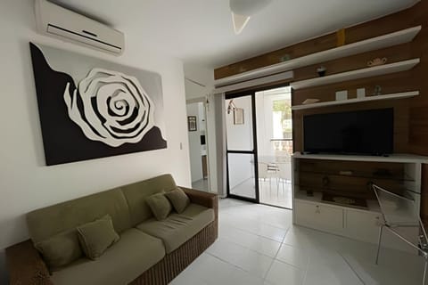TV and multimedia, Living room, Seating area, air conditioner