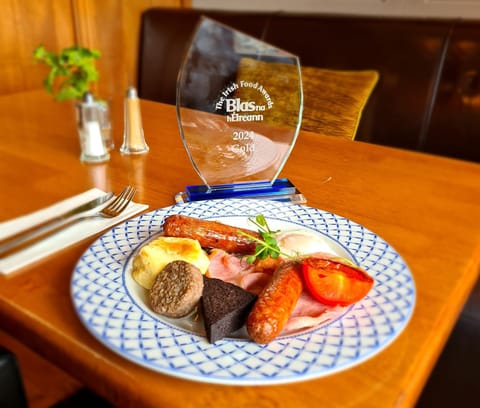 Breakfast, English/Irish breakfast, Certificate/Award