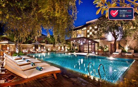 Pool view, Swimming pool