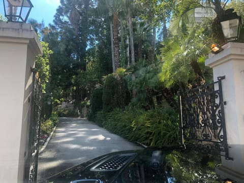 Magnifique Appartement Vue Mer Apartment in Antibes