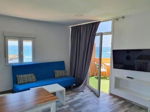 Living room, Photo of the whole room, Dining area, Sea view