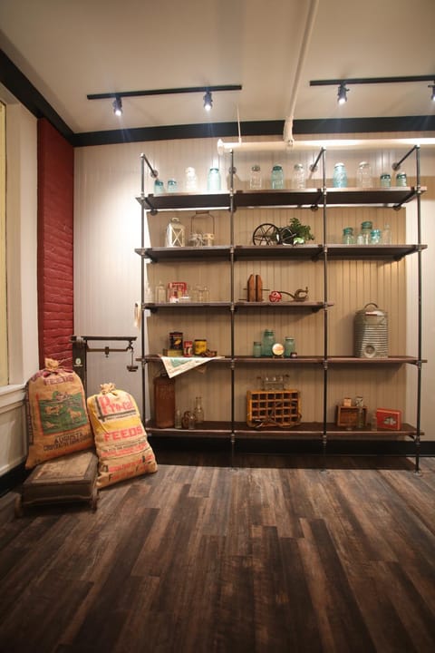 Gibson's Warehouse Apartment in Staunton