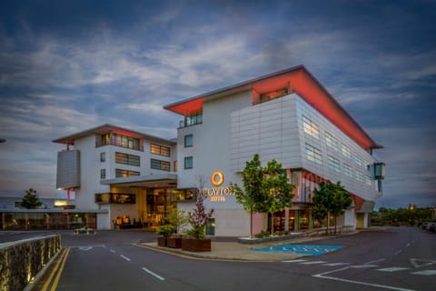 Property building, Facade/entrance, Property logo or sign, Winter, Sunset