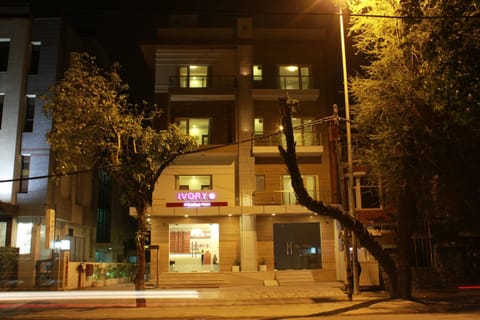 Property building, Facade/entrance
