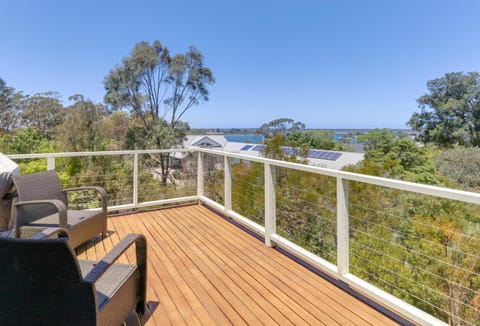 View (from property/room), Balcony/Terrace