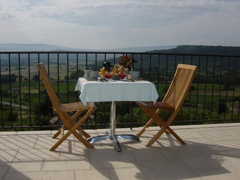 Balcony/Terrace, Breakfast, Continental breakfast