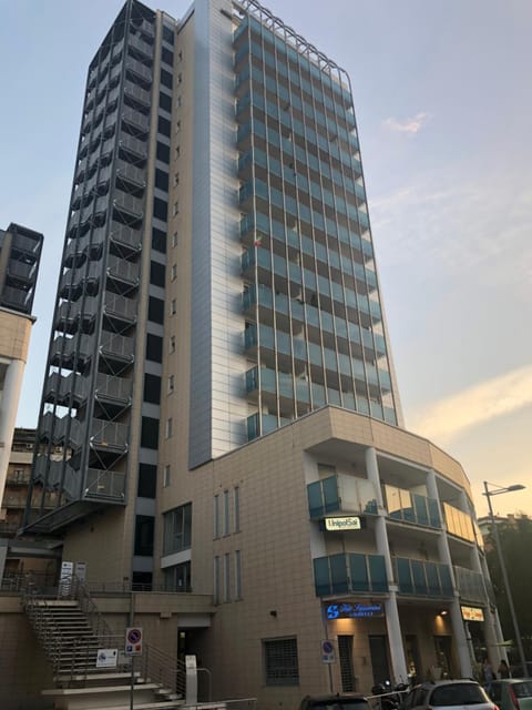 Property building, Facade/entrance