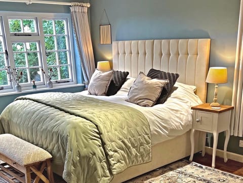 Bed, Bedroom