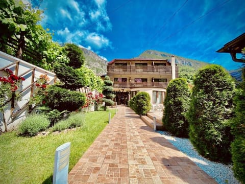 Pensiunea JOJO2 Bed and Breakfast in Serbia