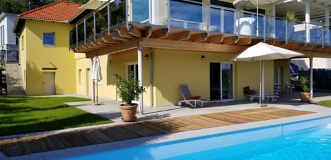 Property building, Swimming pool, Swimming pool