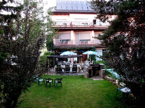 Patio, Day, Garden view