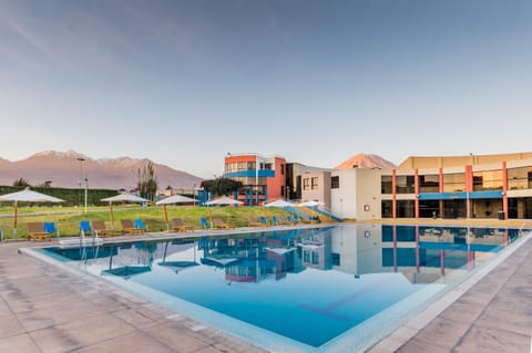 Property building, Swimming pool