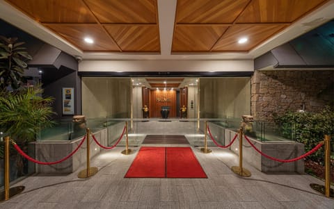 Property building, Facade/entrance