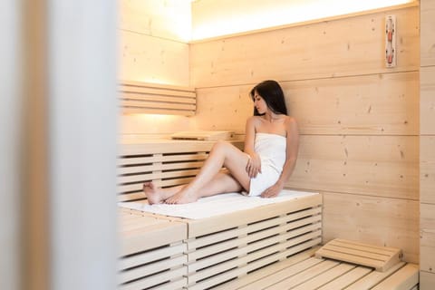 Sauna, Spa and wellness centre/facilities