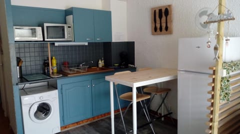 Studio meublé aux Sablettes La Seyne sur Mer Apartment in La Seyne-sur-Mer