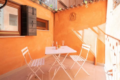Patio, Balcony/Terrace