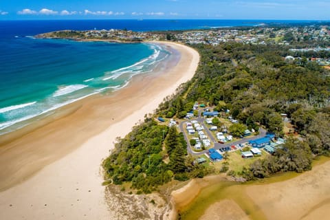 Bird's eye view, Garden view, Lake view, Landmark view, Sea view
