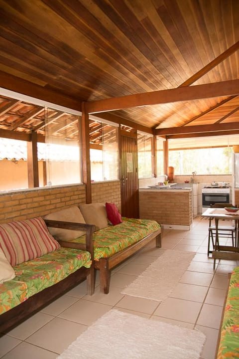 Casa 1 - Você a Varanda e o Mar na Praia dos Ranchos-Trindade Hospeda House in State of Rio de Janeiro