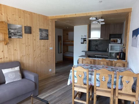 Deux pièces sud-ouest à Tignes, 5 couchages - FR-1-449-7 Apartment in Tignes