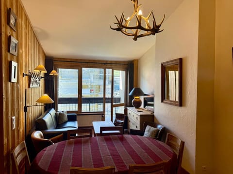 Duplex 4 pièces à 20m des pistes, 3 chambres - FR-1-449-24 Apartment in Tignes