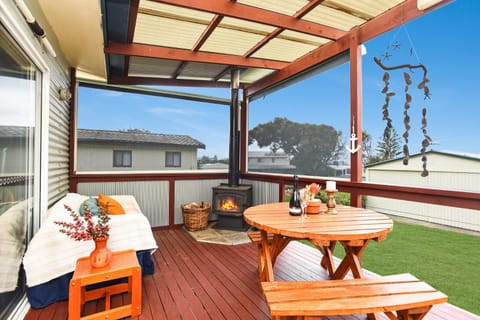 Property building, Natural landscape, Garden, Garden view