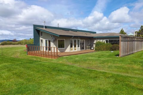 9 Condo Apartment in Lopez Island