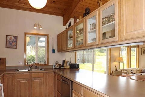 9 Condo Apartment in Lopez Island
