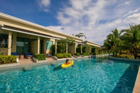 View (from property/room), Garden view, Pool view, Swimming pool
