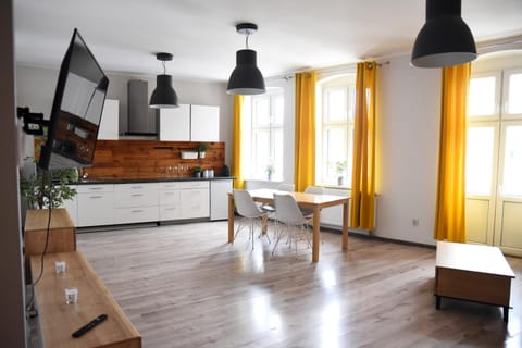 Kitchen or kitchenette, Living room, Dining area