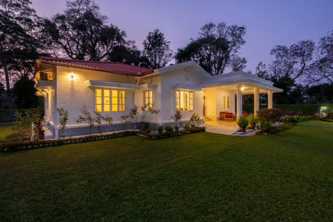 Property building, Garden, Garden view