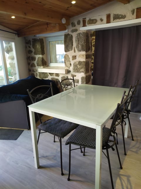 La maison D'Orée Apartment in Auvergne-Rhône-Alpes