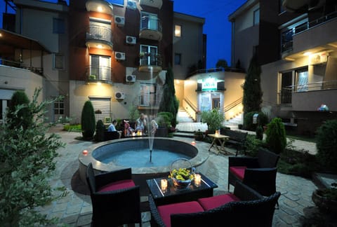 Patio, Patio, Facade/entrance, Night