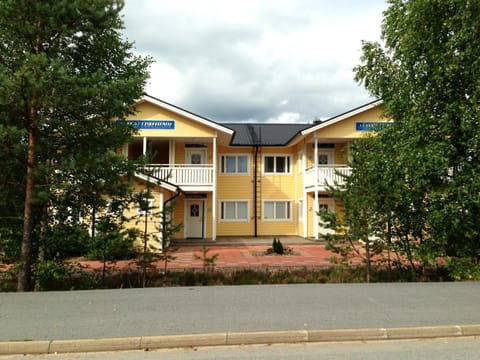 Facade/entrance, Facade/entrance