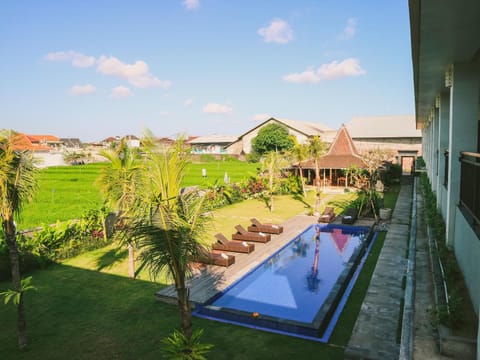 Pool view, Swimming pool