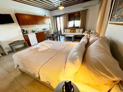 Pantheon Apartments & Studios Apartment hotel in Samos, Greece