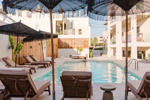 Day, Pool view, Swimming pool, sunbed