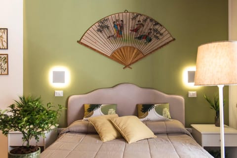 Bed, Decorative detail