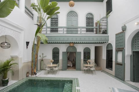 Property building, Patio, Day, Swimming pool