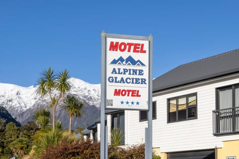 Property logo or sign, Street view