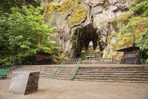 Property building, On site