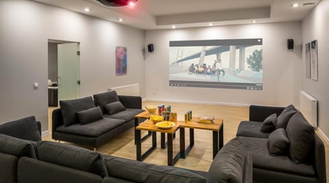 Seating area, Evening entertainment, Entertainment