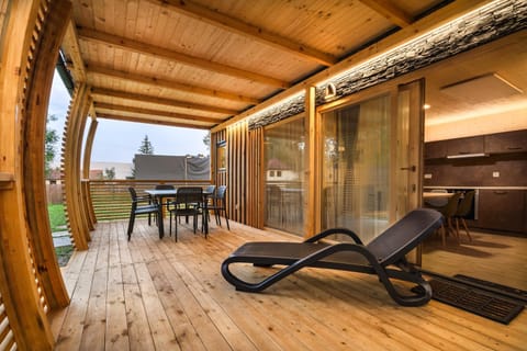 Patio, Balcony/Terrace, Balcony/Terrace