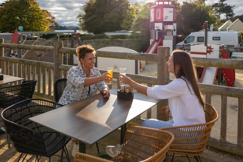 Camping RCN Port l'Epine Campground/ 
RV Resort in Brittany