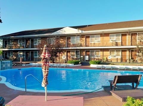Patio, Balcony/Terrace, Pool view, Swimming pool