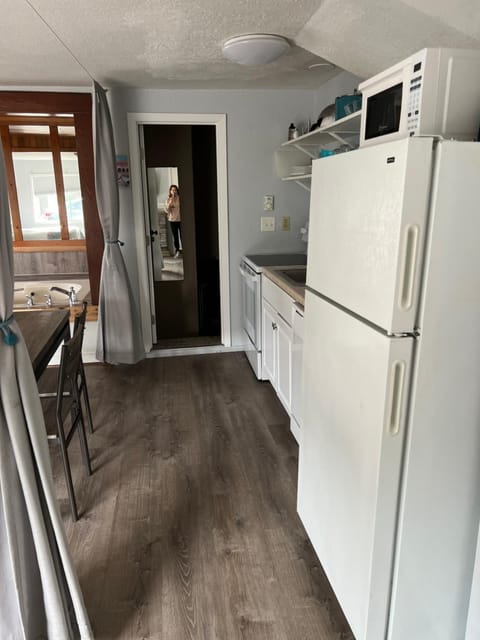 The Guesthouse Ocean View Cottages Hotel in Tolovana Park